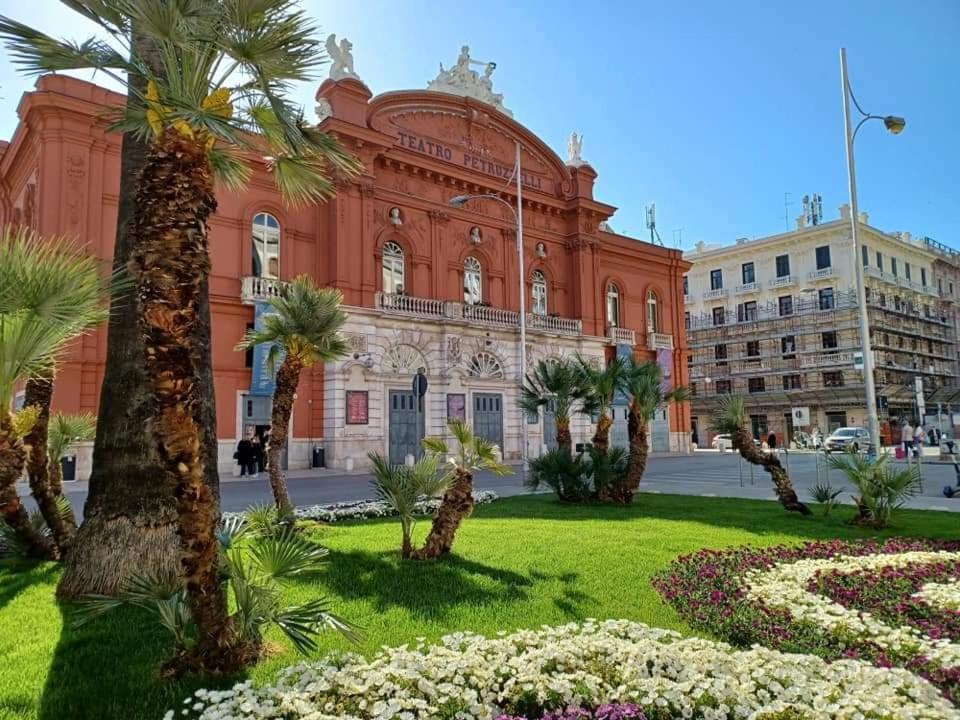 Cozy Loft Putignani Apartment Bari Exterior foto